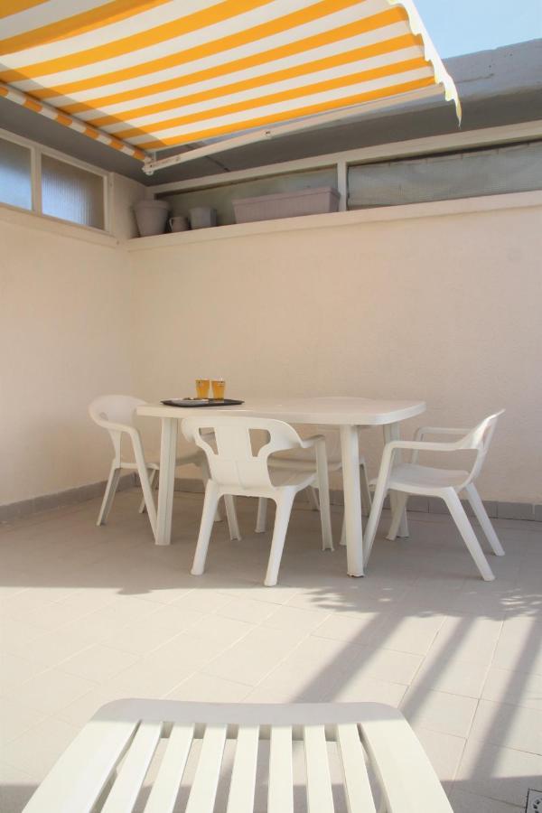 La Perla Apartment, Paradis Park, La Pineda - Atico 1ª Linea - Solarium - Wifi - Piscina Exterior photo